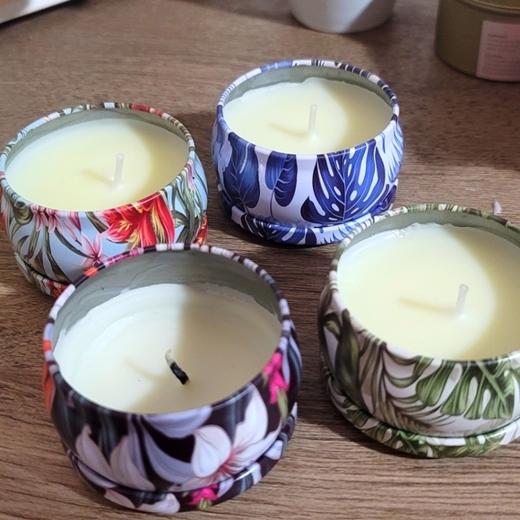 Candle and Wax Melt Bundle - Picture 4 of 6